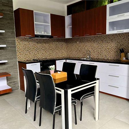 Puri Keraton Seminyak Villa Bagian luar foto
