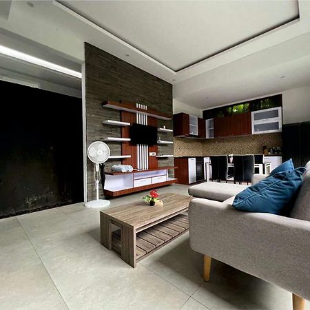 Puri Keraton Seminyak Villa Bagian luar foto